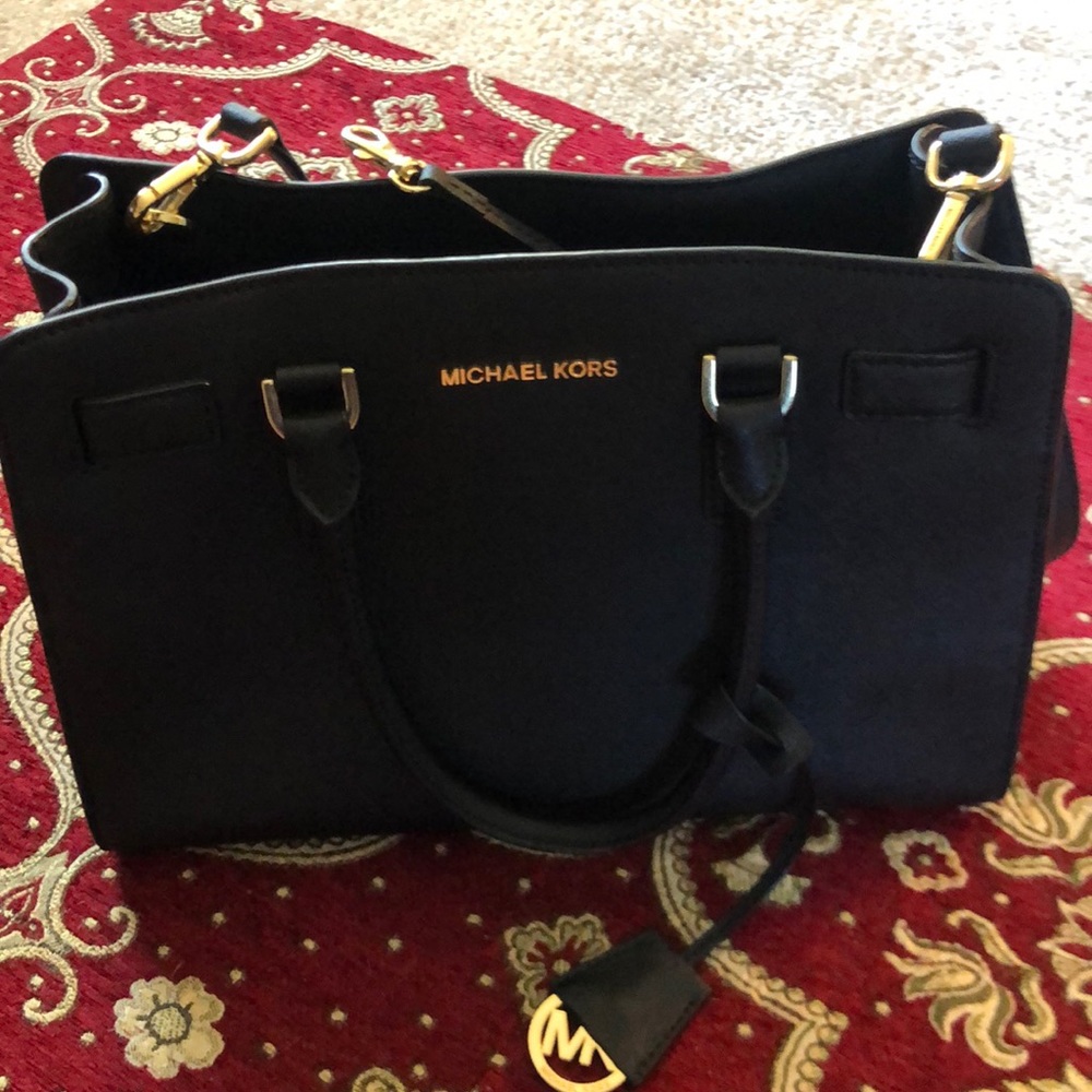 Black MICHAEL KORS BAG